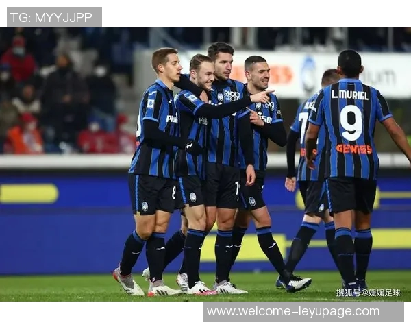 贝西克塔斯与加拉塔萨雷争抢金玟哉今夏转会机会分析